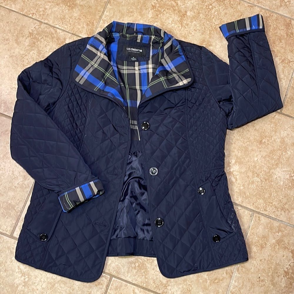 Liz Claiborne black quilted jacket